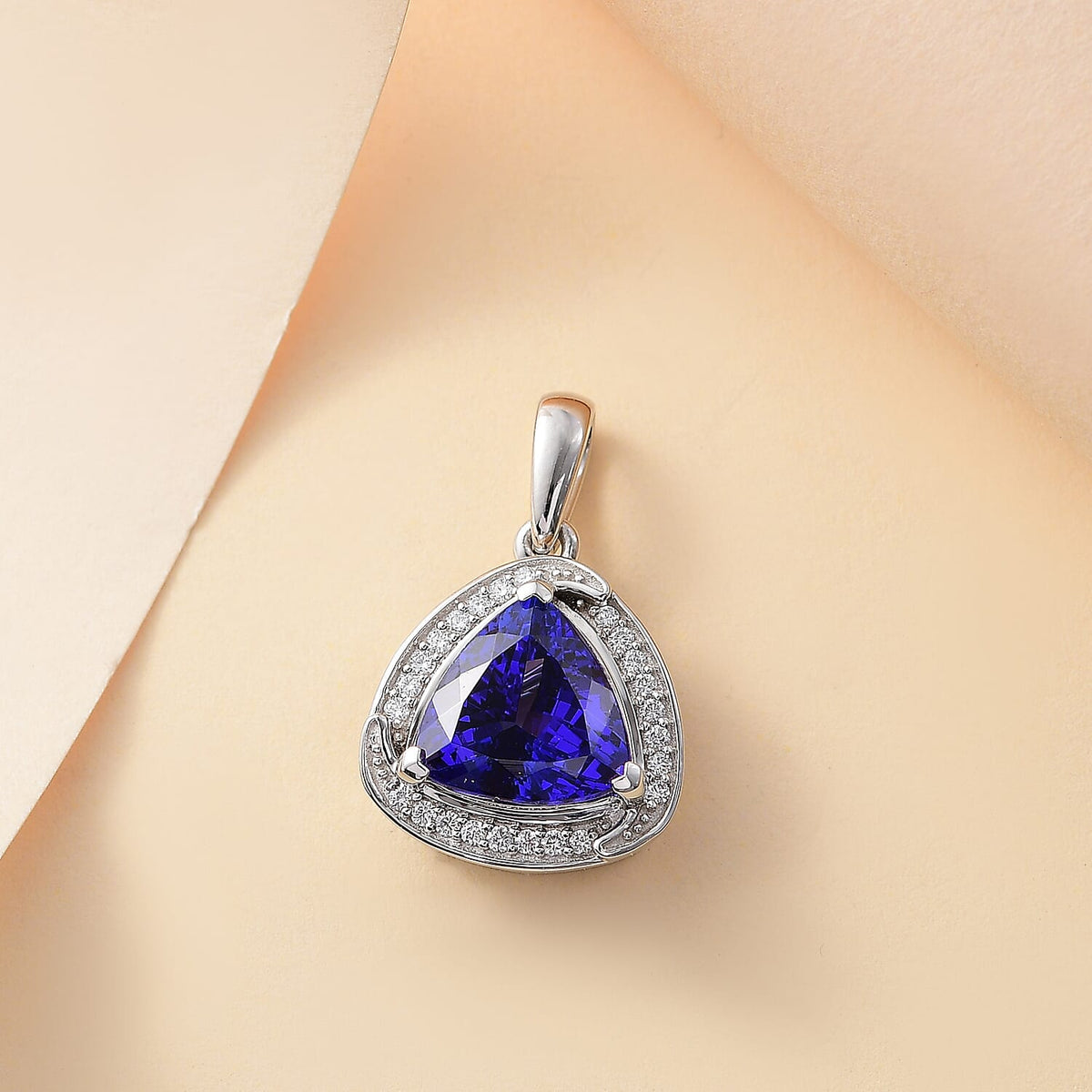 950 Platinum AAAA Tanzanite White Diamond EF, VS Halo Pendant 7861848 2