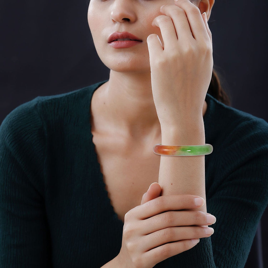 The Circle Of Heaven - Tri Colour Chameleon Jadeite Bangle (Size 8) 230.00 Ct