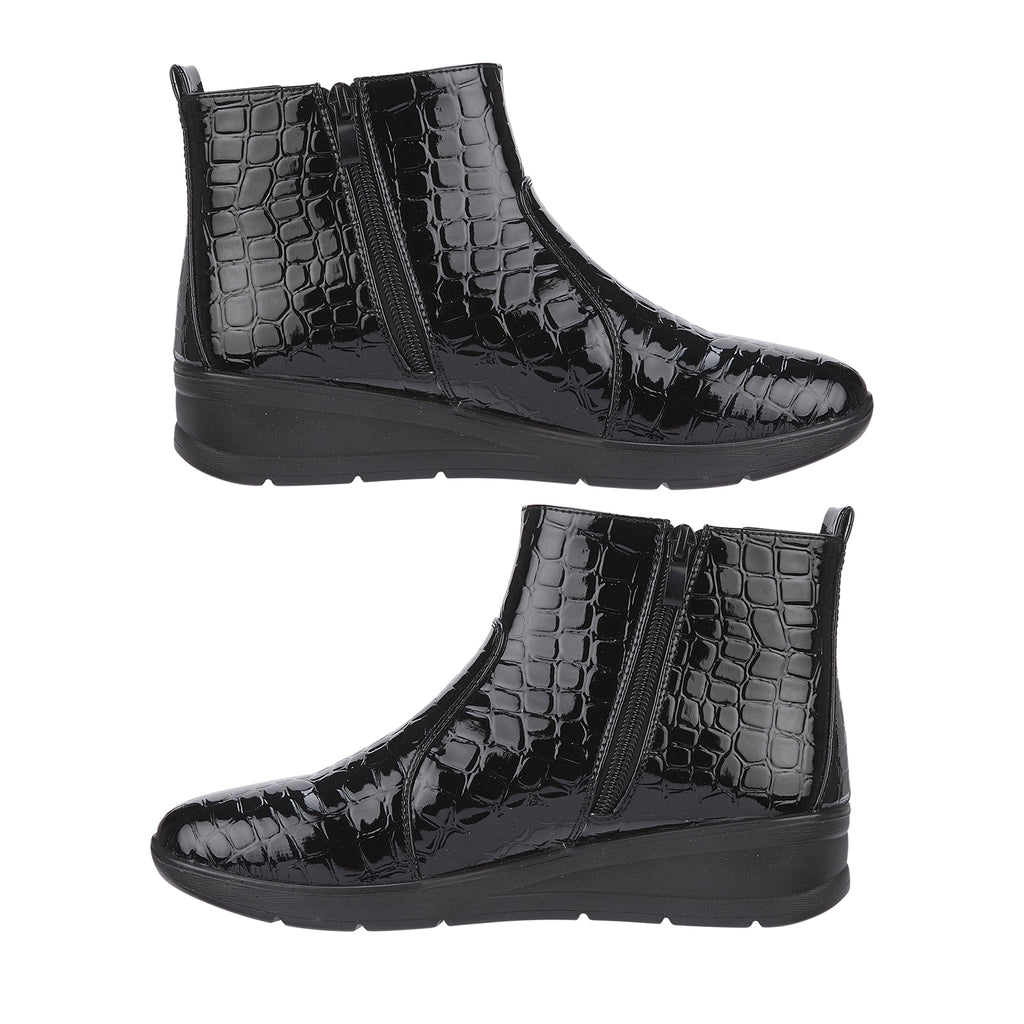 Bramble Ladies Boots (Size 4) - Black Croc_7929769_2