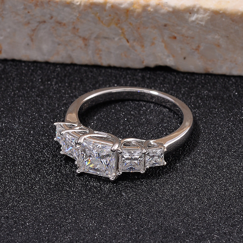 RADIANTA Moissanite - GRA Certified D-VVS1 Moissanite Ring in Rhodium Overlay Sterling Silver 2.24 Ct._7972772_1