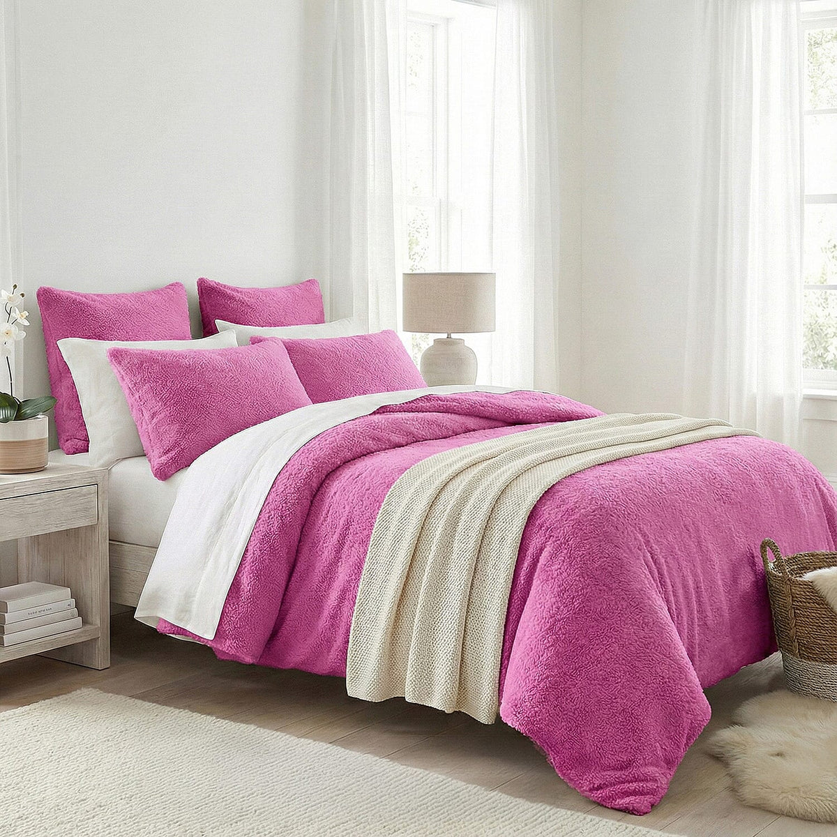 Comforter and Duvet - Fuschia V32579799 0