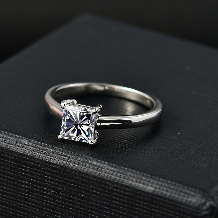 LUXURIANT 950 Platinum SGL Certified Lab Grown Diamond  Solitaire Ring 1 Ct. 8026104 2