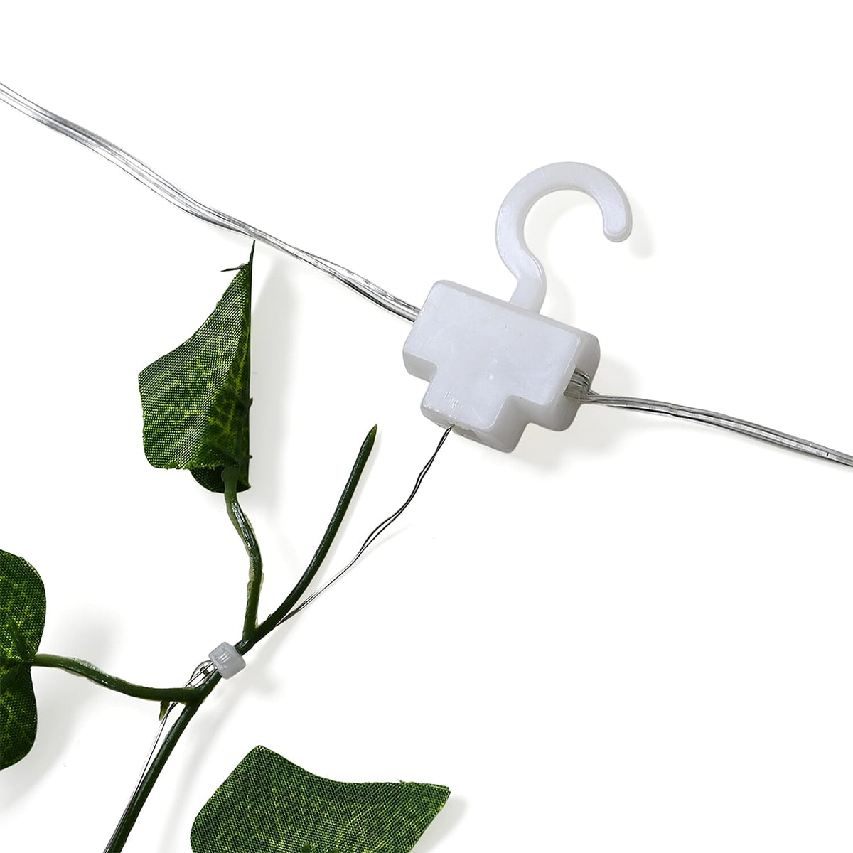 Solar Ivy Leaf String Lights - Green Garland with 160 Warm White LEDs and Rechargeable Battery (Included) 8029395 7