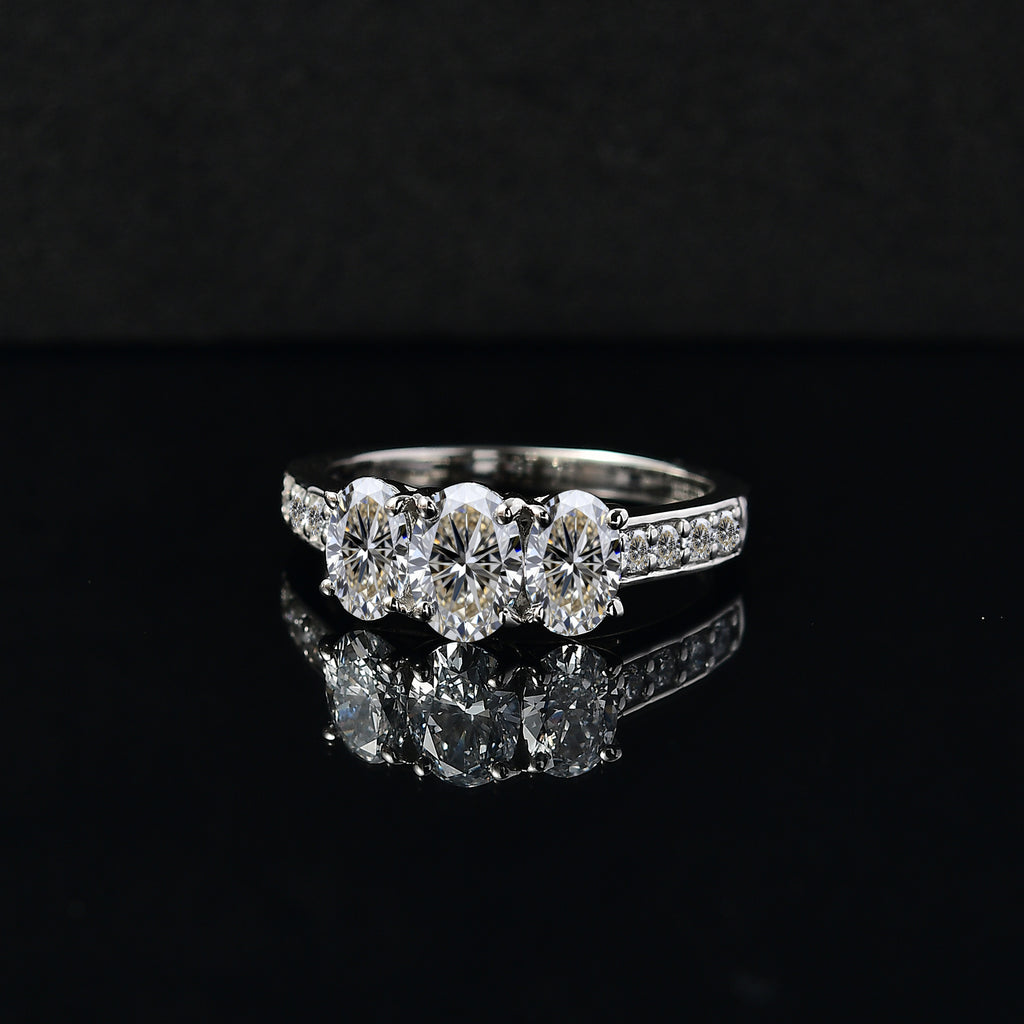 Luxuriant - 950 Platinum SGL Certified Lab Grown Diamond (VS/EF) Ring 2.09 Ct, Platinum Wt. 5.90 Gms._8034993_1
