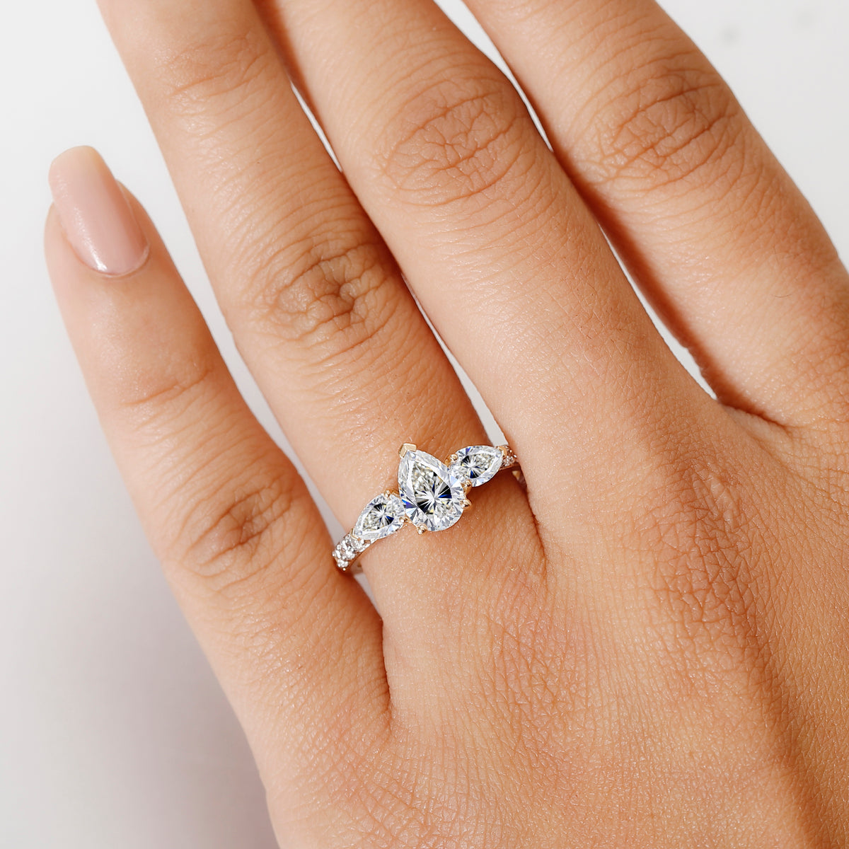LUXURIANT 2 Ct. Lab Grown Diamond Solitaire Ring in 18K Yellow Gold SGL Certified 8049513 3
