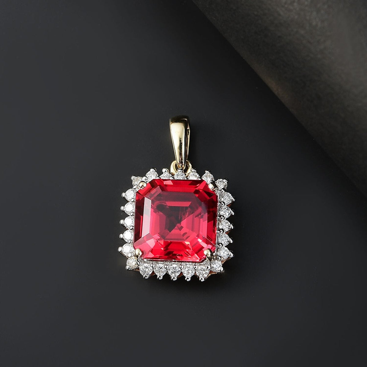 Certified and Appraised LUXURIANT 10K Yellow Gold AAA Lab Grown Padparadscha Sapphire, Lab Grown Diamond Halo Pendant 5.86 Ct. 8049938 2