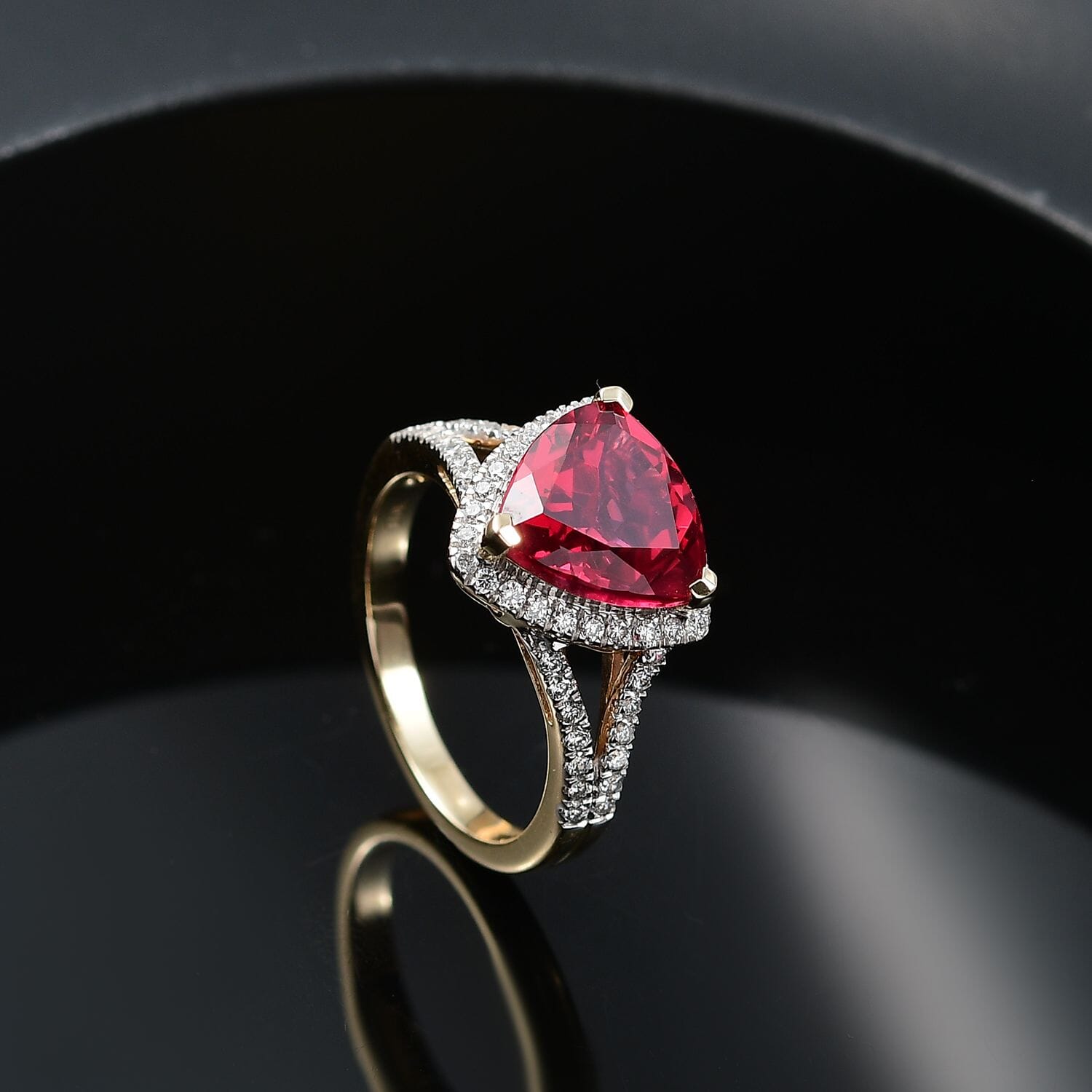 Certified &amp; Appraised LUXURIANT 10K Yellow Gold AAA Lab Grown Padparadscha Sapphire, Lab Grown Diamond EF, VS Halo Ring 4.03 Ct. 8049962 2