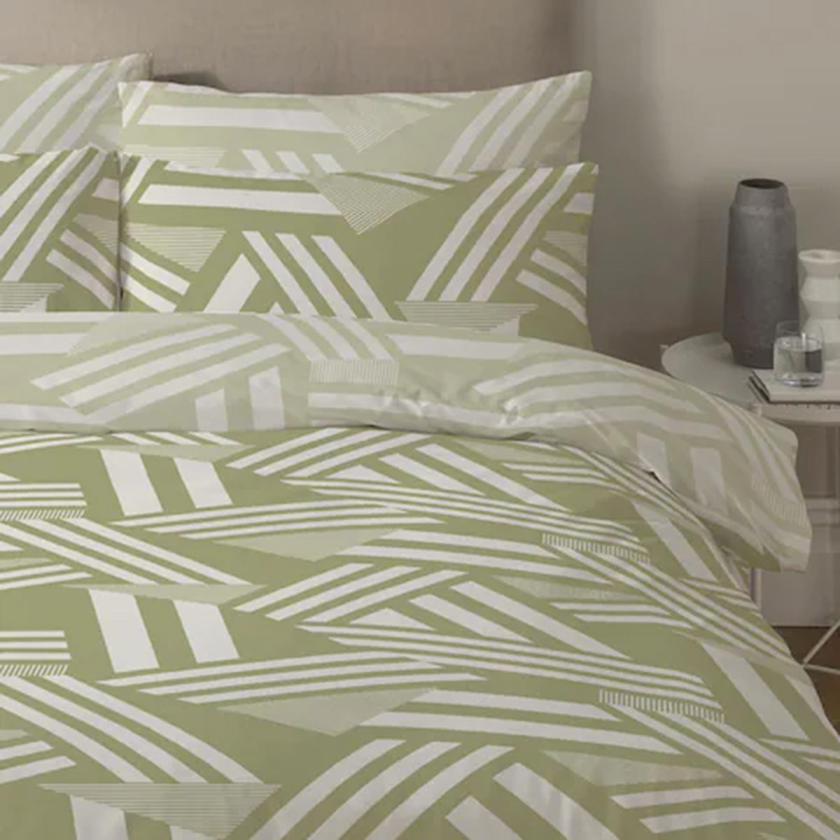 One Time Closeout - Copenhagen Home Floral Pattern Duvet Set (Size - Double) - Noa Green V32519266 2