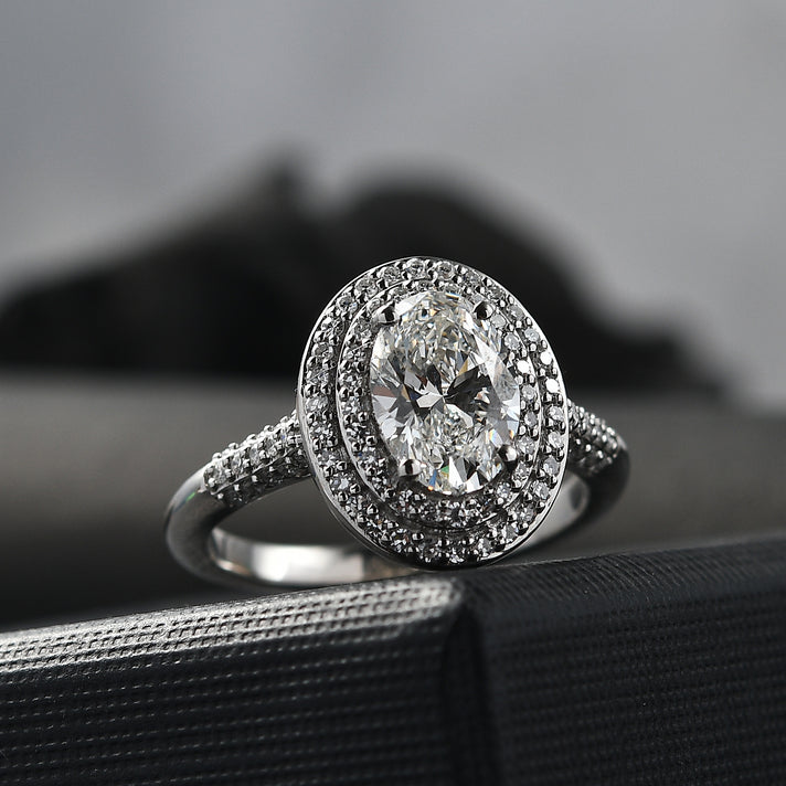 LUXURIANT 950 Platinum IGI Certified (VS-EF) Lab Grown Diamond Ring 2 Ct 8062843 2