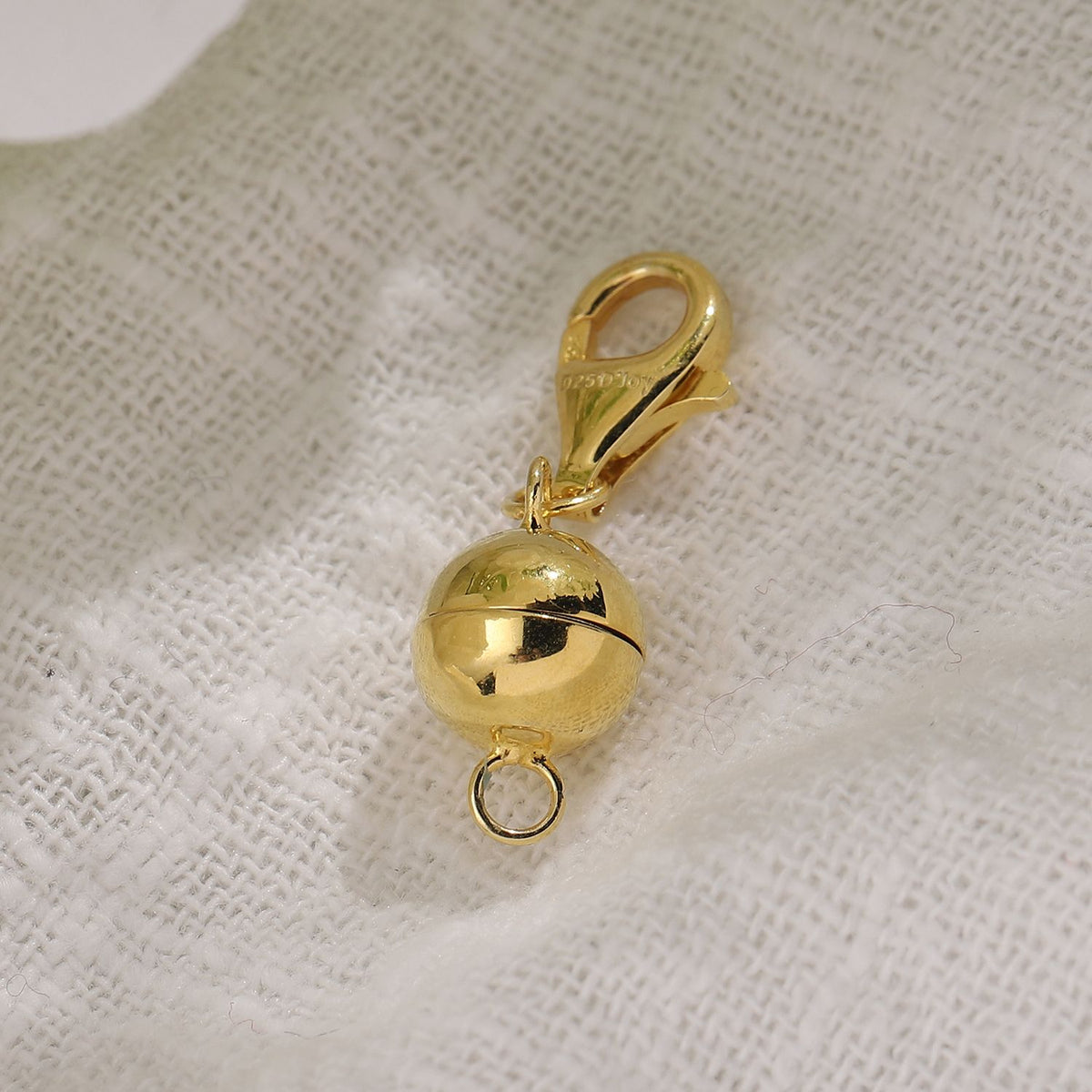 Round Shape Magnetic Lock with Lobster Clasp in Yellow Gold Plated Sterling Silver 8071901 2