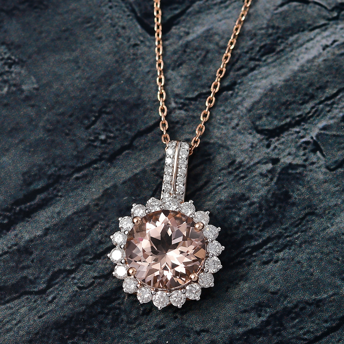 Certified &amp; Appraised LUXORO AAA Morganite, White Diamond I2 Halo Pendant in 10K Rose Gold, 3.85 Ct. 8084322 2