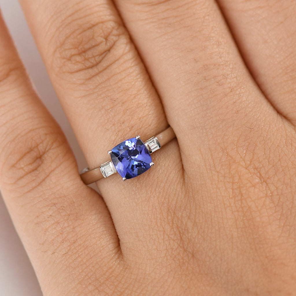 Rhapsody 950 Platinum AGI Certified AAAA Tanzanite & White Diamond (VS/EF) Solitaire Ring 1.55 Ct, Platinum Wt. 4.40 Gms._8084511_2