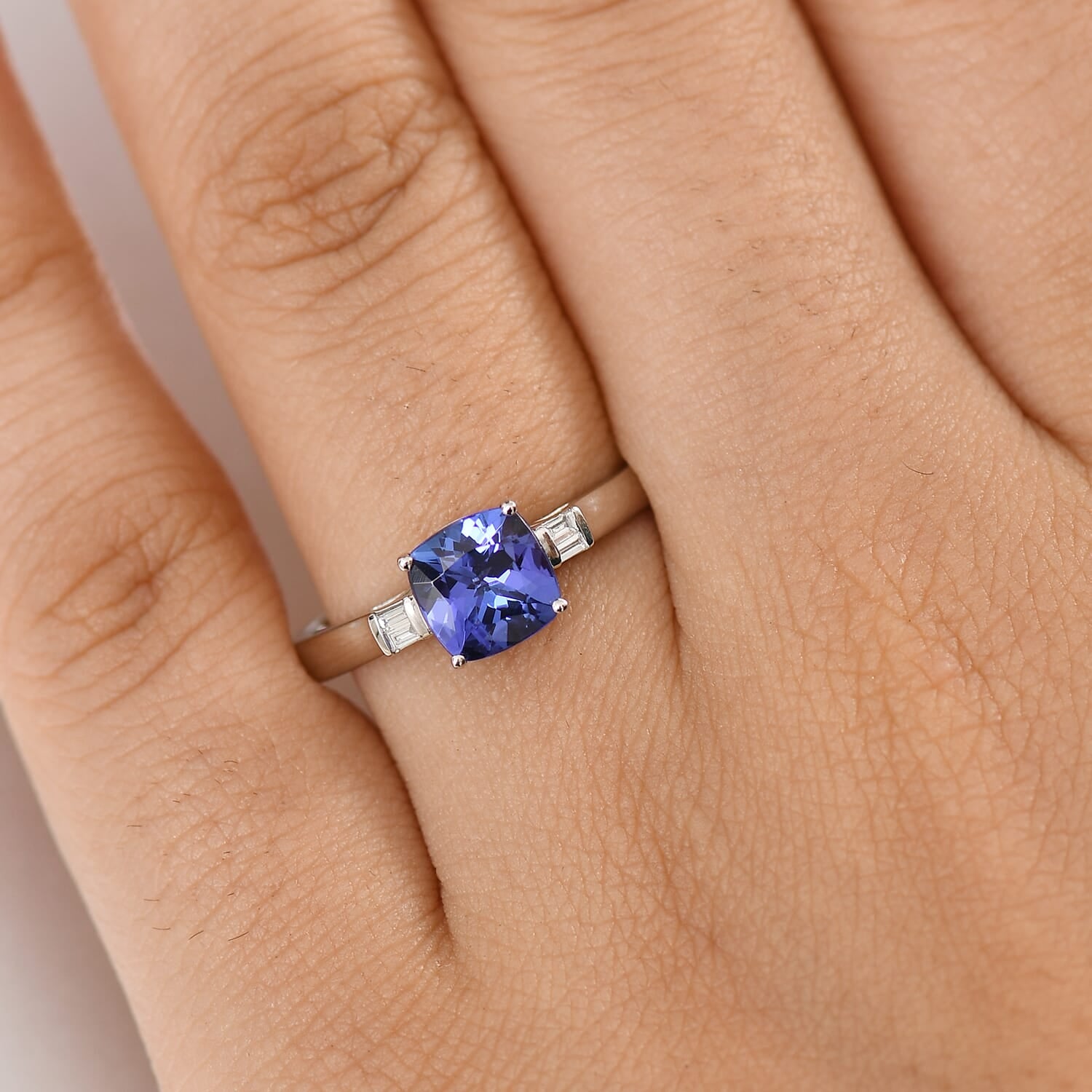 Certified &amp; Appraised RHAPSODY 950 Platinum AAAA Tanzanite, White Diamond VS-EF Ring, 1.55  Ct. 8084511 2