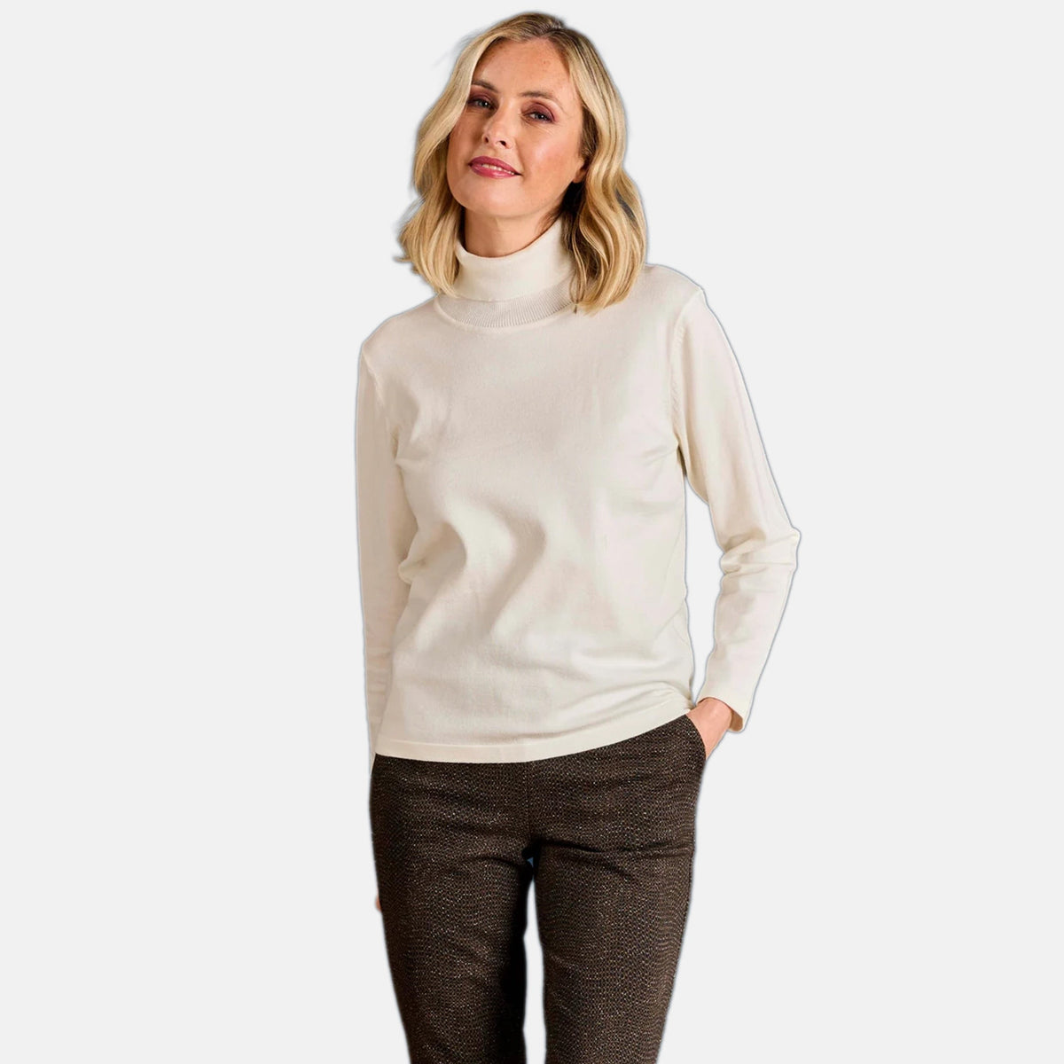 Women's Knitted Jumper with Roll Neck V32587655 2