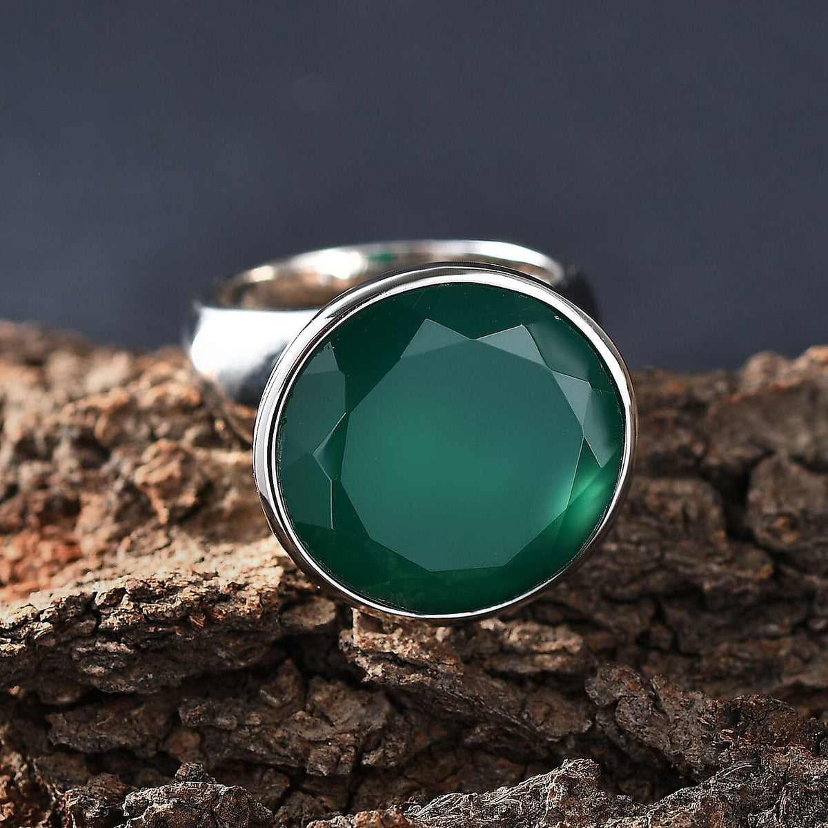 Green Onyx Solitaire Ring 14.59 Ct. 8162228 1