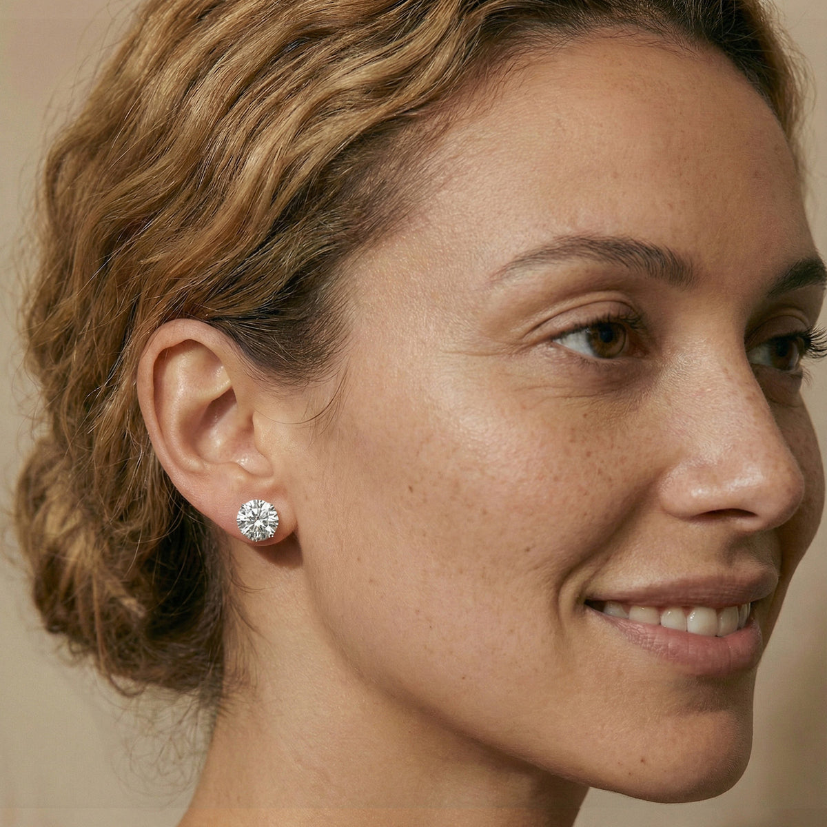 LUXURIANT IGI Certified 4 Ct. Lab Grown Diamond VS E-F Stud Solitaire Earring with Screw Back in 14K White Gold 8164287 2
