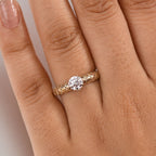 Luxuriant - 9K Yellow Gold SGL Certified VS-E/F Lab Grown Diamond Solitaire Ring_8177932_2