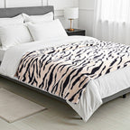 LIVMORE Zebra Print Faux Fur Cosy Blanket (200x150 cm) - Off-White & Black, 560 GSM_8188325