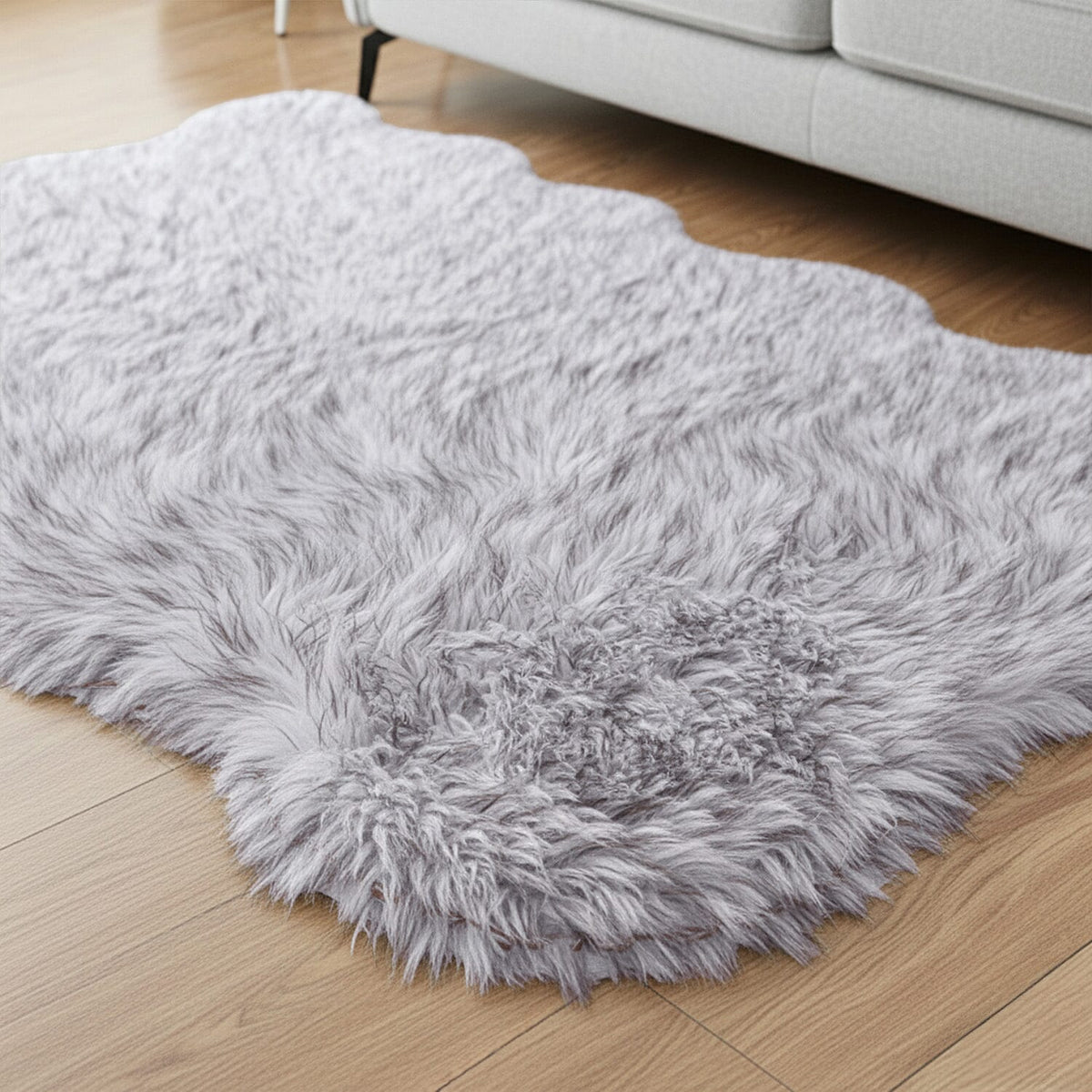 Homesmart Luxury Tip-Dyed Faux Fur Rug with Foam Base (180 x 100 cm) - White with Black 8189846 2