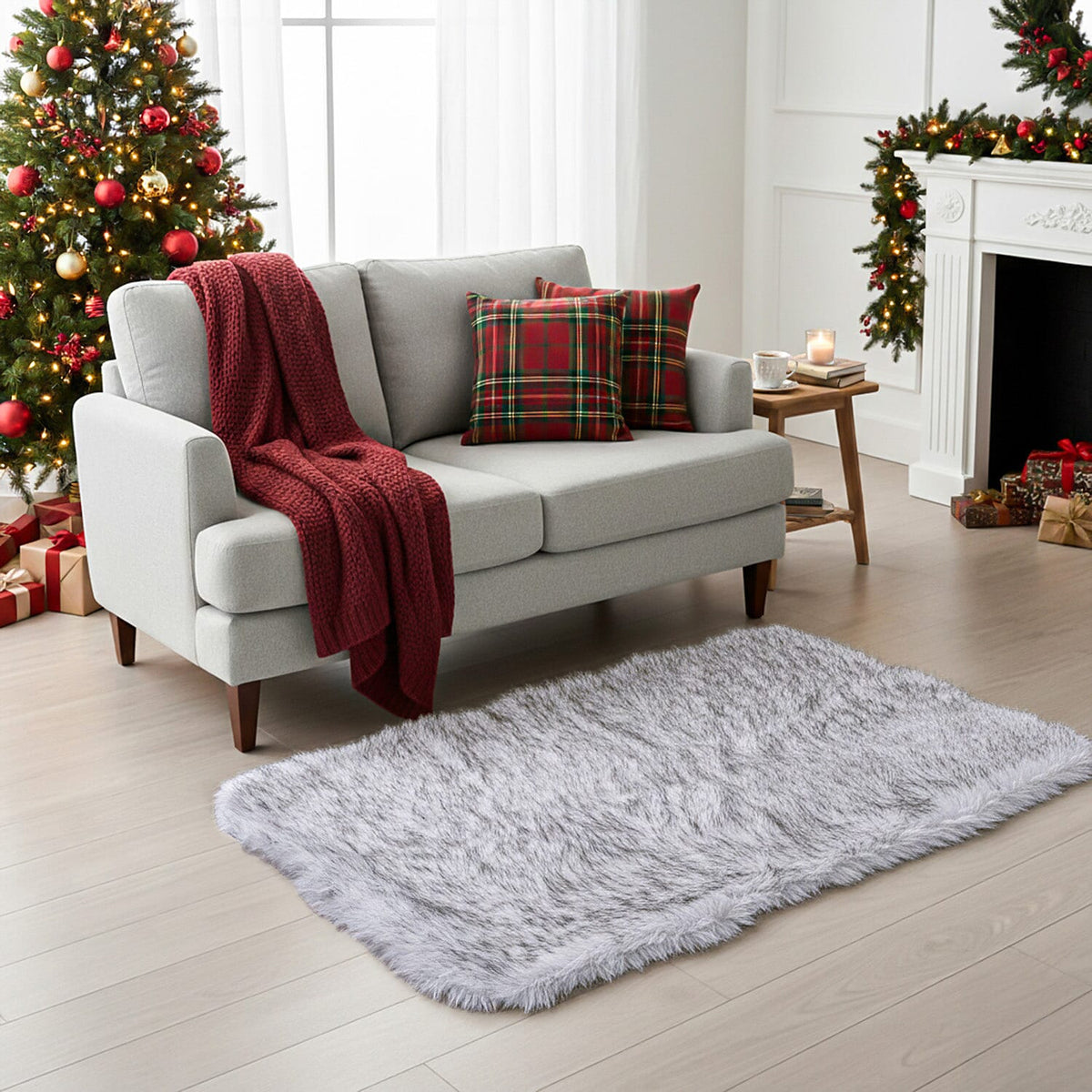 Homesmart Luxury Tip-Dyed Faux Fur Rug with Foam Base (180 x 100 cm) - White with Black 8189846 3