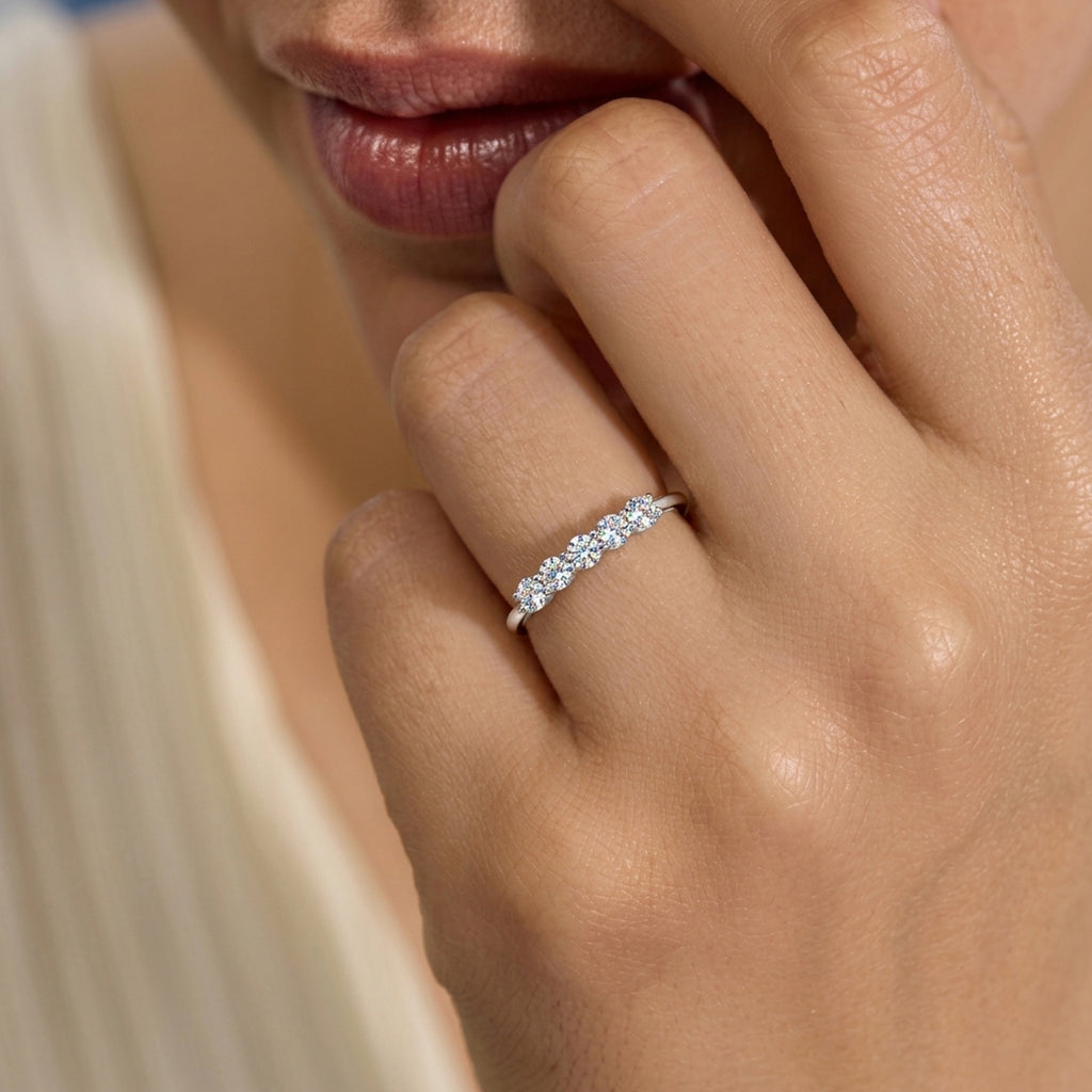 Luxuriant - 950 Platinum SGL Certified VS/EF Lab Grown Diamond 5 Stone Ring 2.00 Ct, Platinum Wt. 4.17 Gms._8190359_1