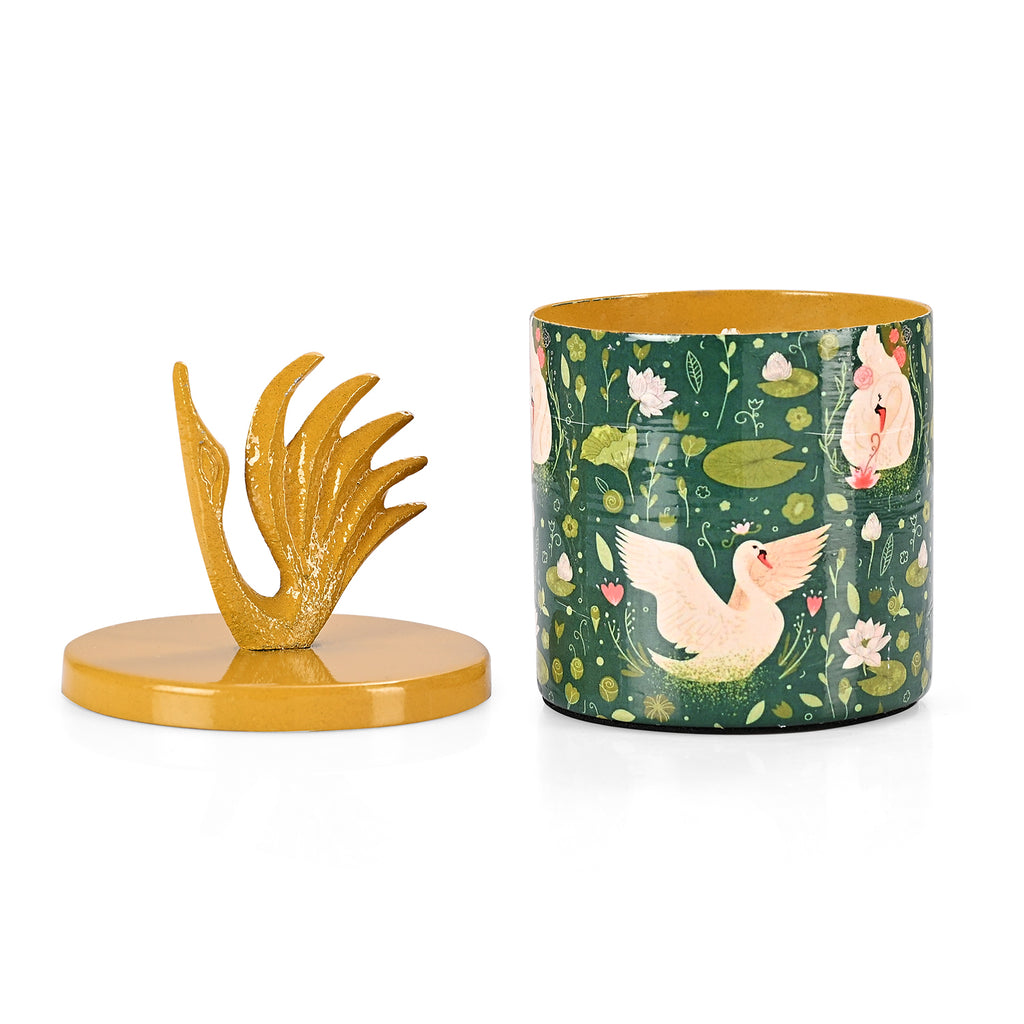 Scented Wax Candle in Swan & Lily Printed Metal Jar (250 ml)_8195404_3