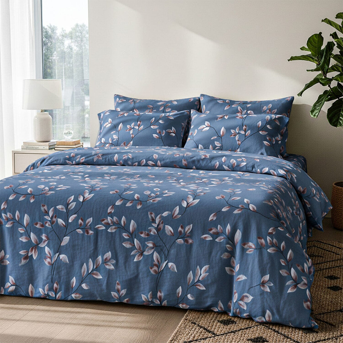 Hush Haven 6 Piece Floral Digital Print Duvet Cover Set (King) - Blue - Multicolour V32736110 0