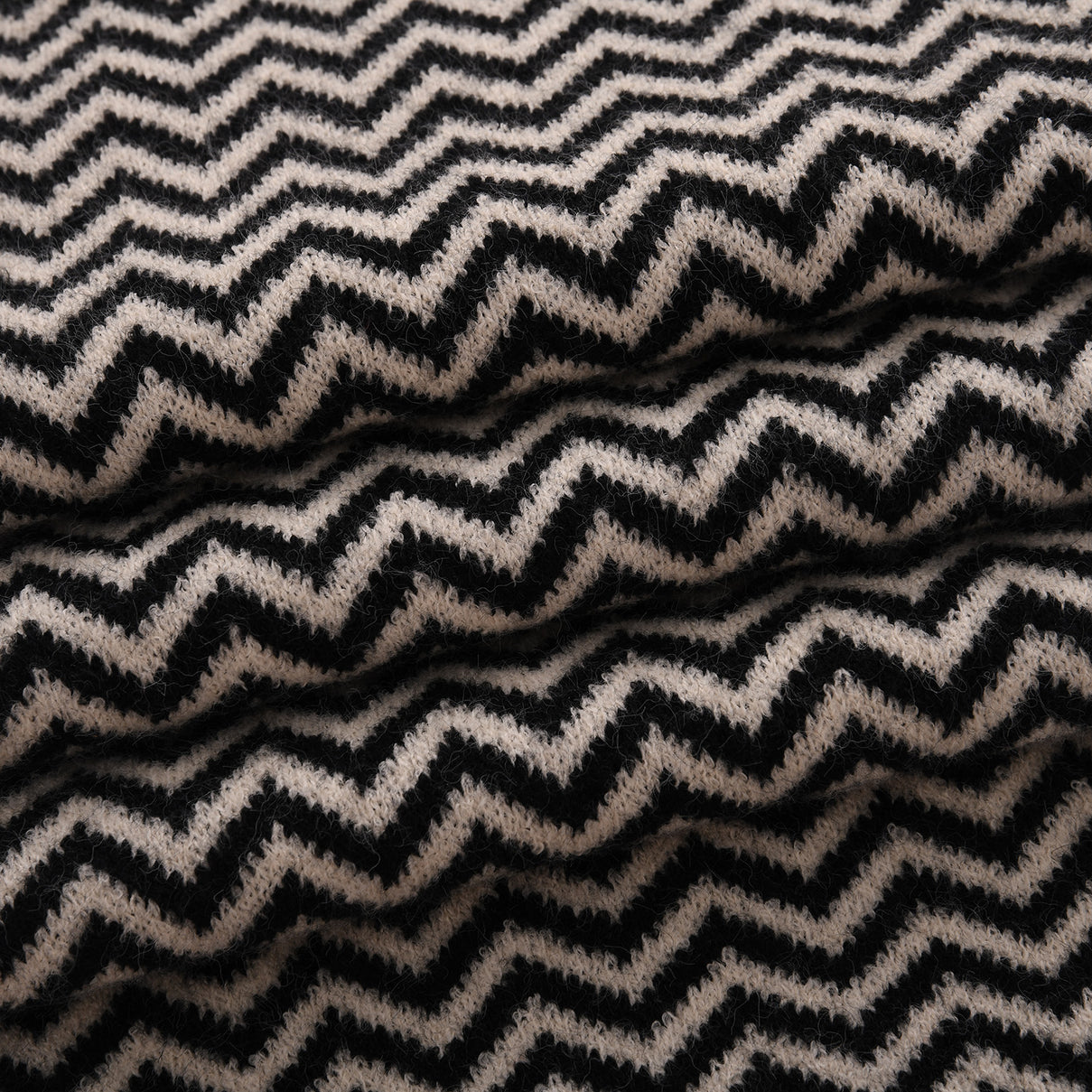 Stylish Knit Scarf &amp; Headband Set - Black &amp; Off-White V32516631 5
