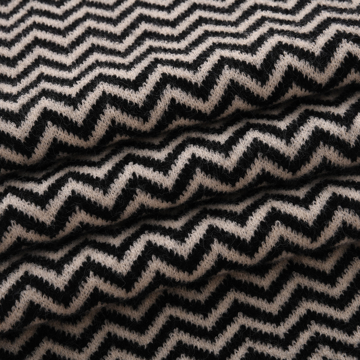 Stylish Knit Scarf &amp; Headband Set - Black &amp; Off-White V32516631 5
