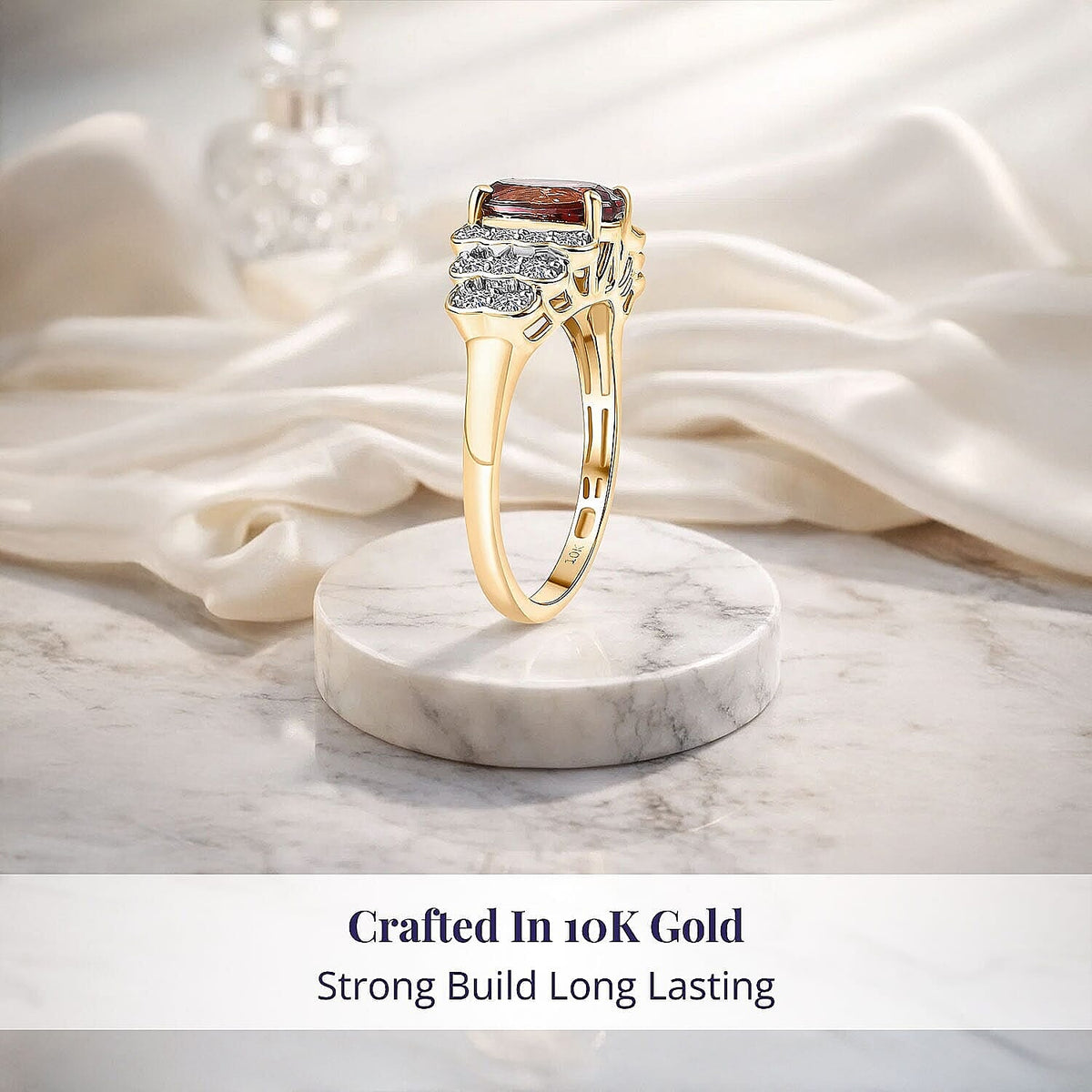 Certified and Appraised LUXORO AAA Colour Change Garnet, White Diamond I2 Main Stone With Side Stone Ring in 10K Yellow Gold, Gold Wt.3.05 Gms  1.590  Ct. 8243355 2