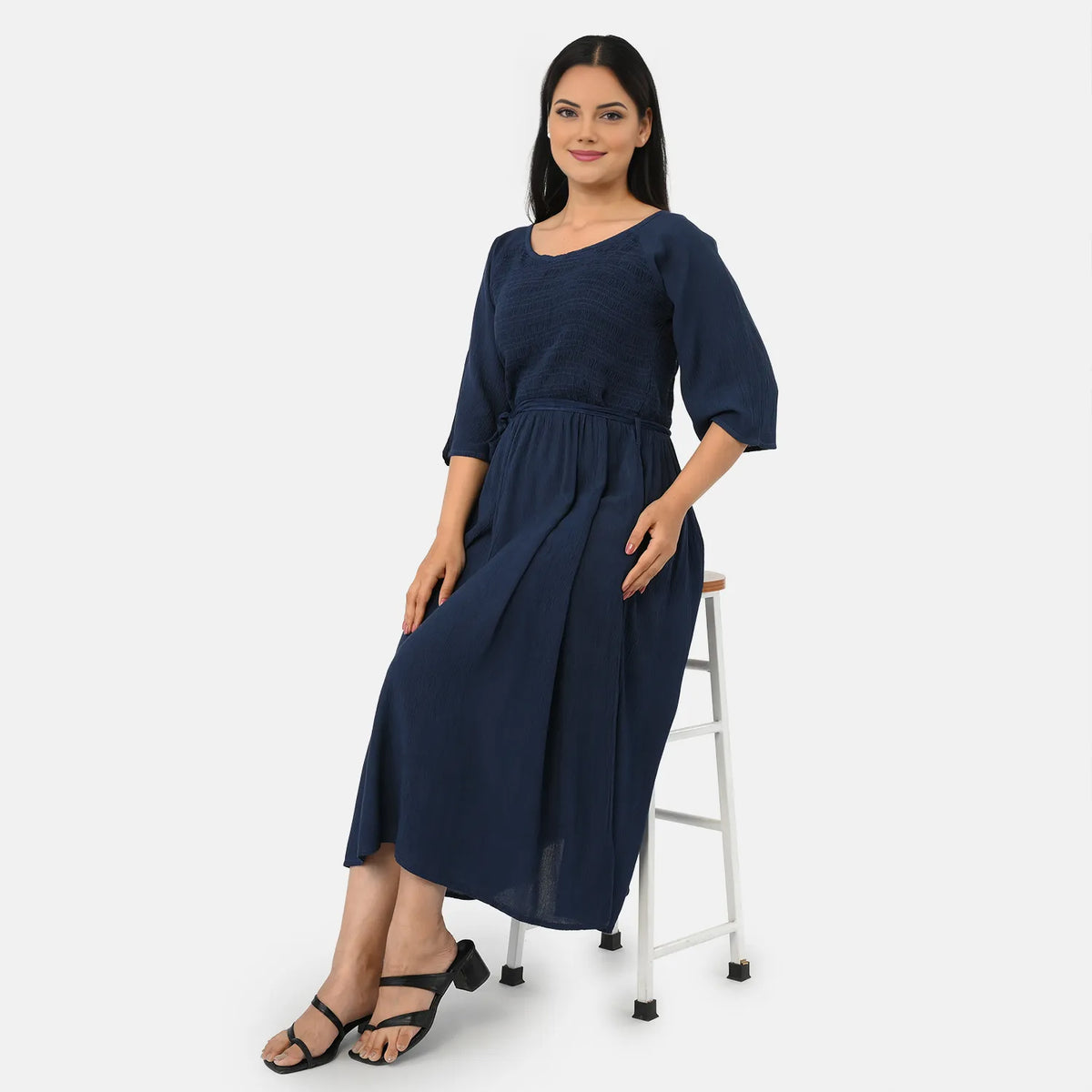 &amp; Maisi Smocked Crepe Midi Dress With Waist Belt And Pockets (One Size) - Navy Blue V32699440 4