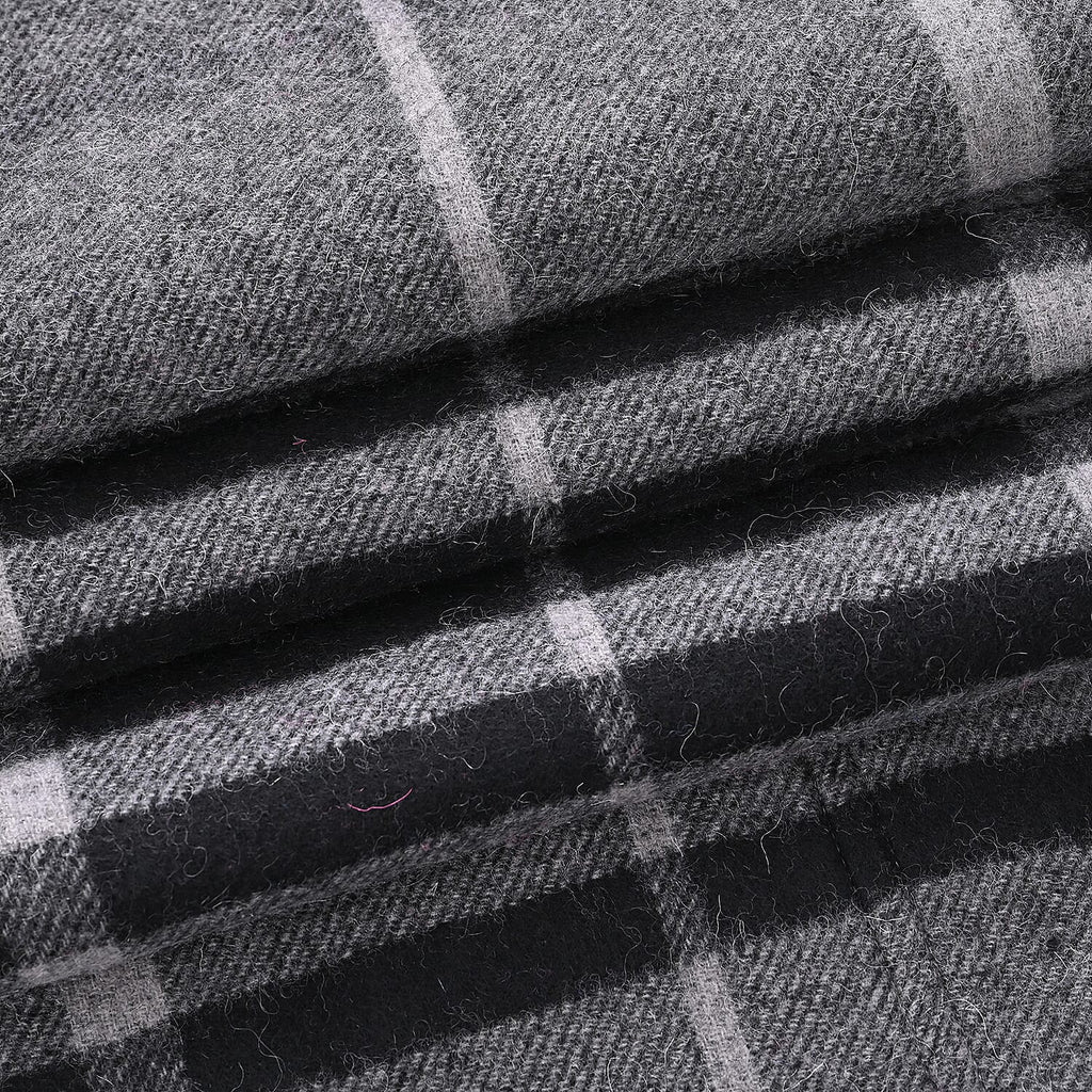 La Marey 100% Merino Wool Checked Scarf (190 x 50 cm) - Black_8248236_7
