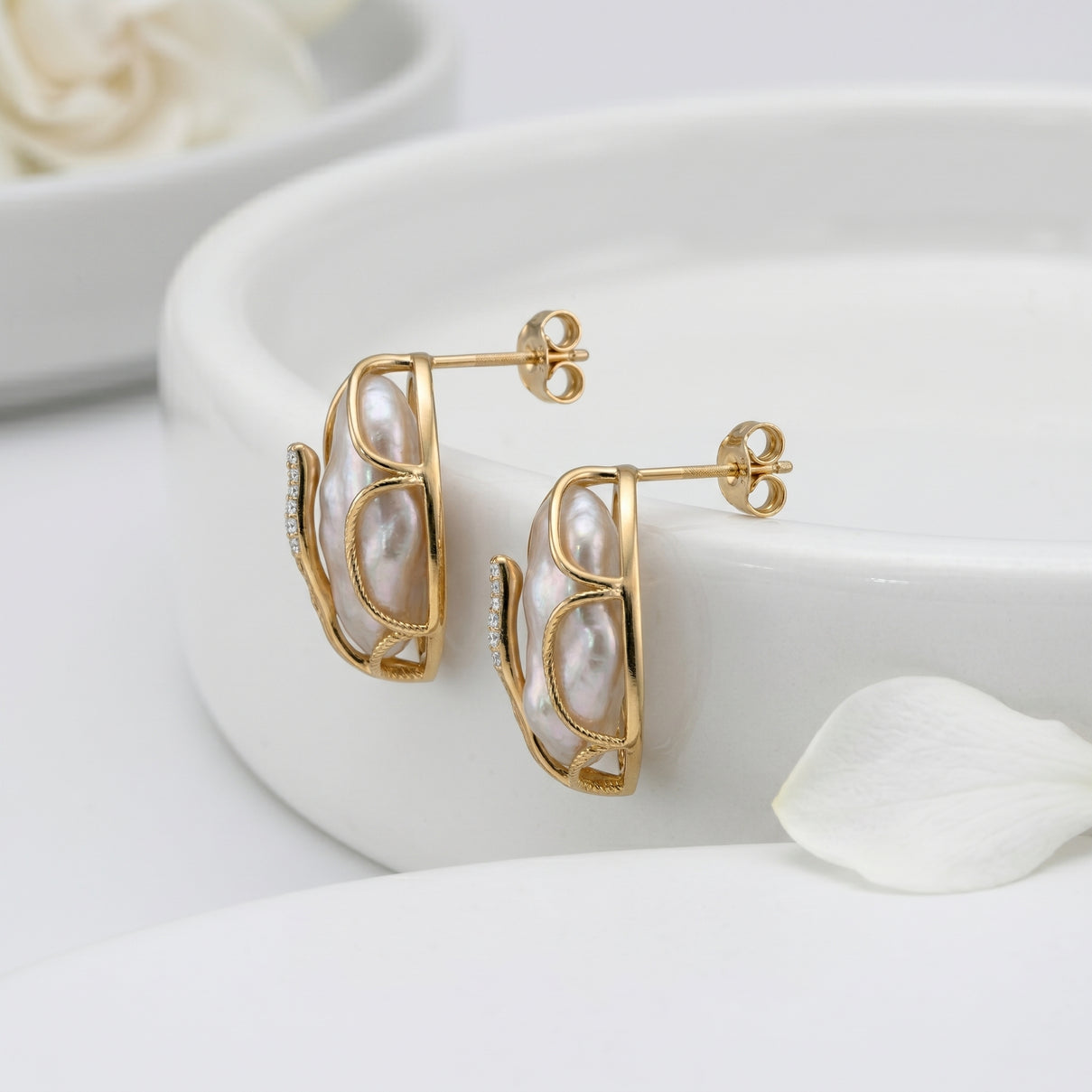 White Fresh Water Pearl &amp; White Cubic Zirconia Earring with Push Back 8262414 4