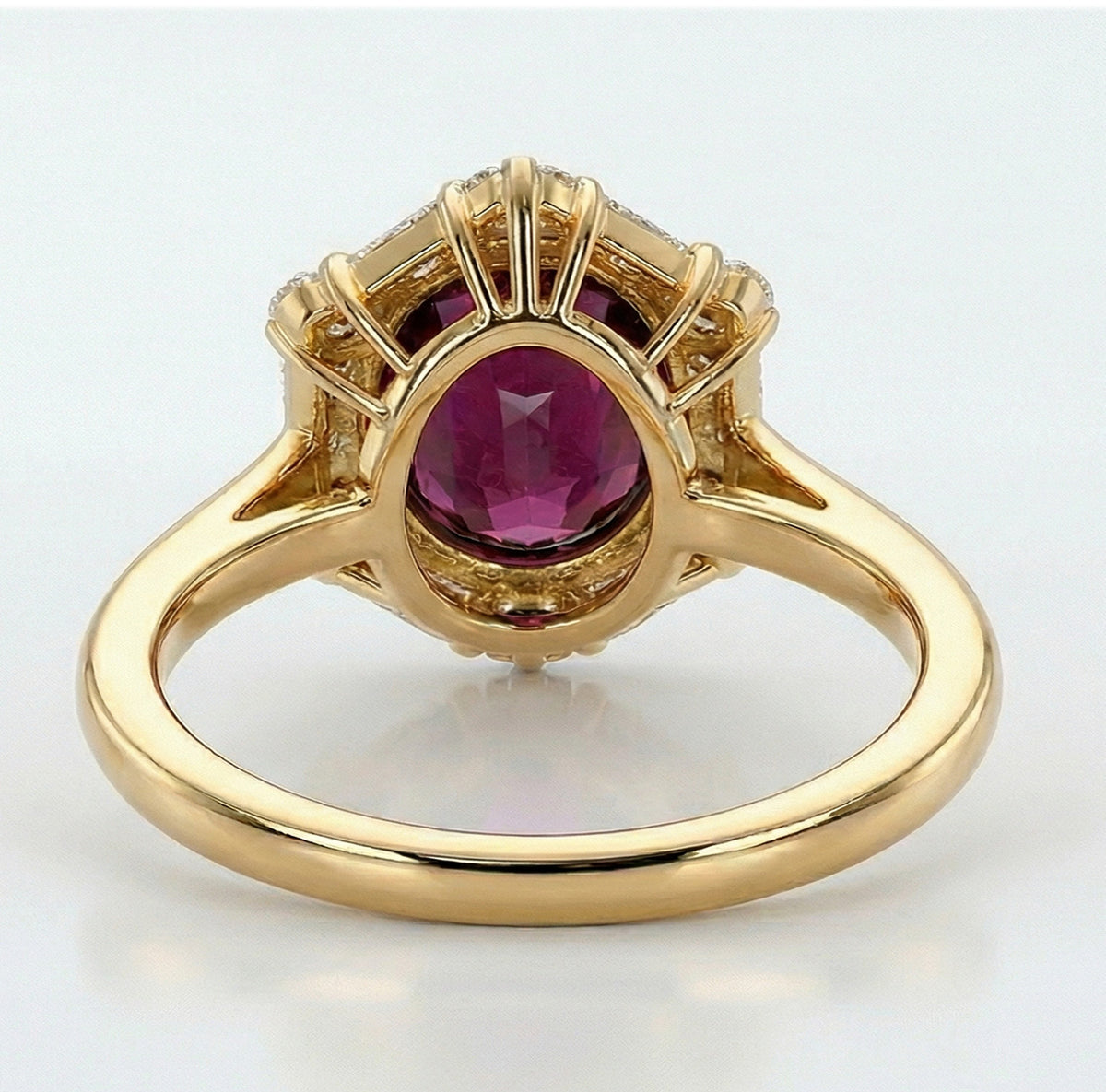 Certified &amp; Appraised LUXURIANT 1.65 Ct. AAA Radiant Ember Garnet, Lab Grown Diamond Halo Ring in 10K Yellow Gold (SI, GH) 8284400 7
