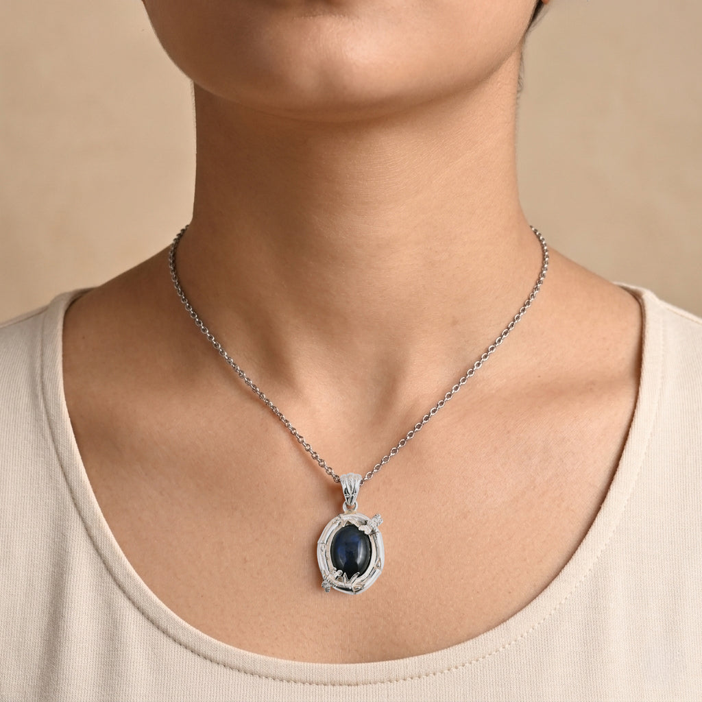 Royal Bali Collection - D'Joy Labradorite Sterling Silver Solitaire Pendant 13.00 Ct._8285770_1
