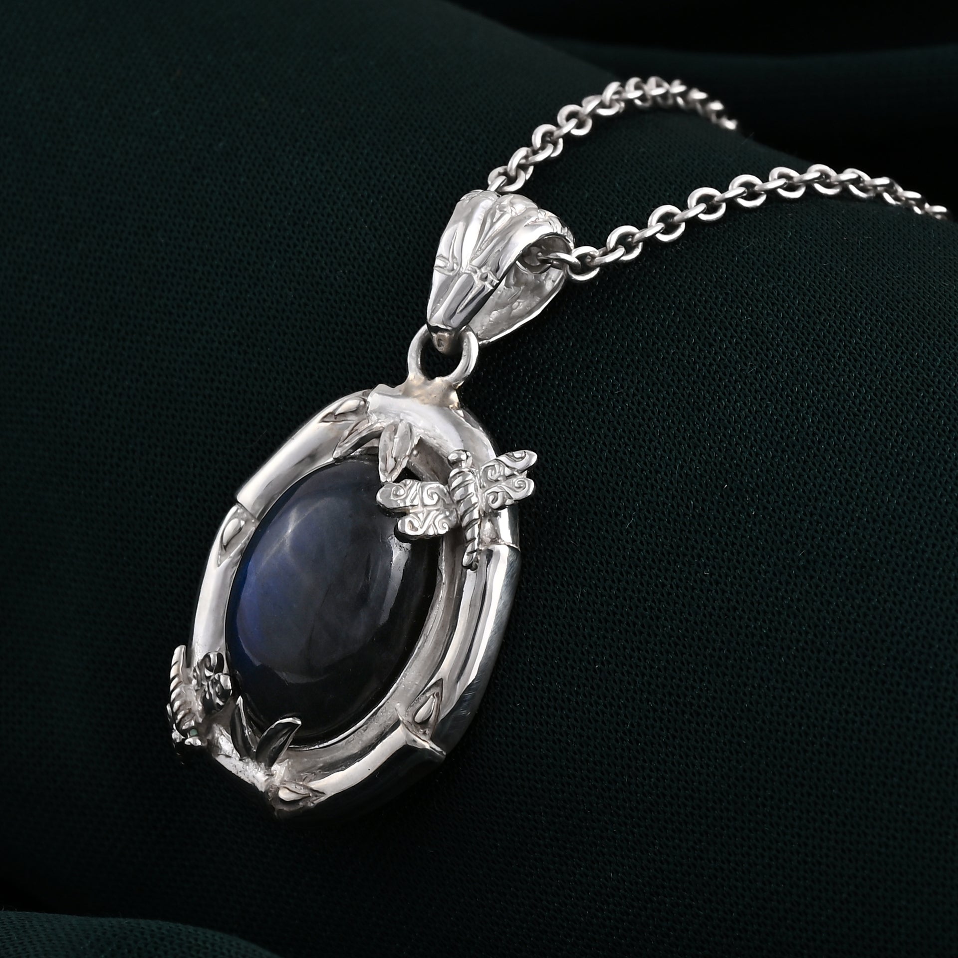 Royal Bali Collection - D'Joy Labradorite Sterling Silver Solitaire Pendant 13.00 Ct. 8285770 3
