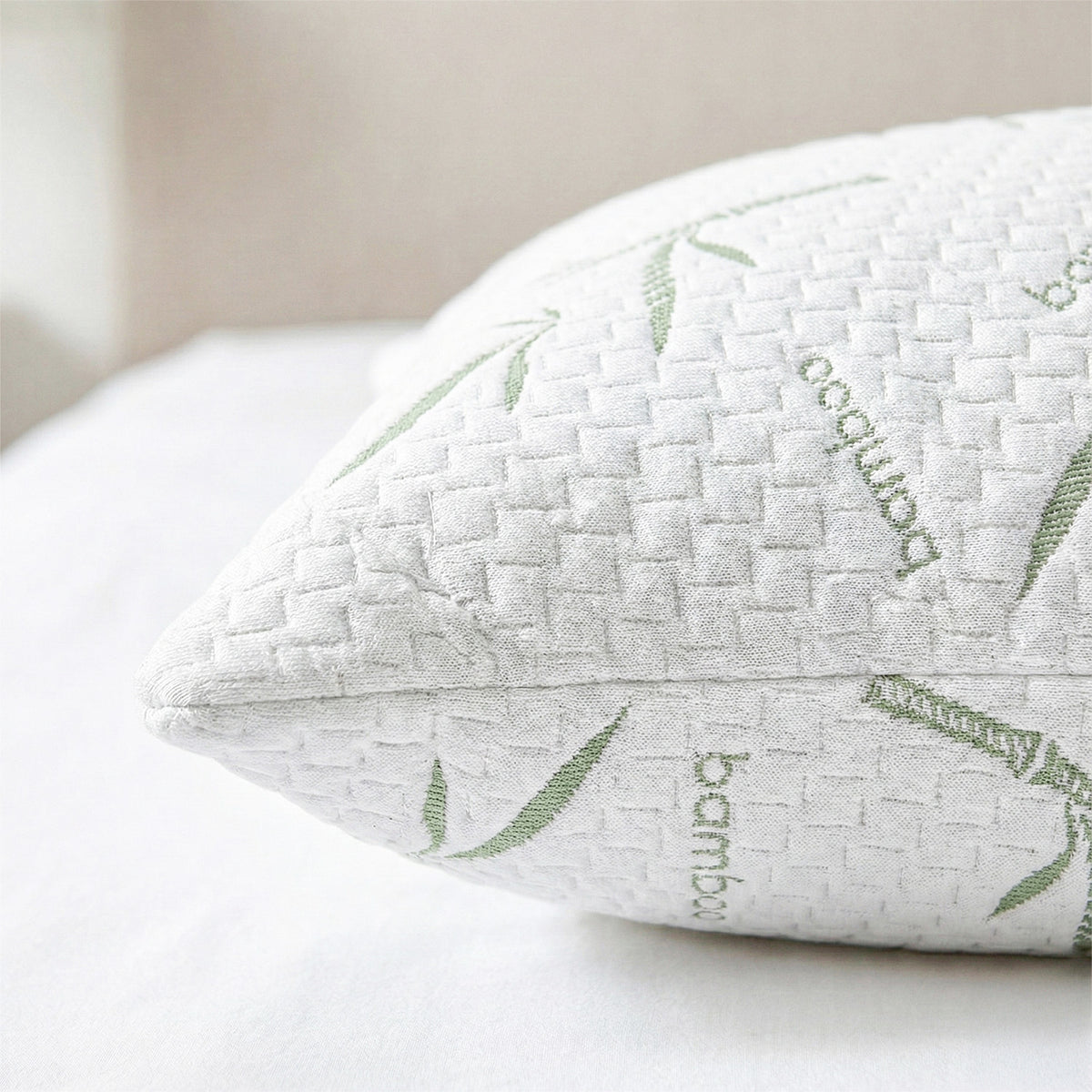 Livmore Ultra-Soft Temperature Regulating Bamboo Waterproof Pillowcase With 2 Layers of Comfort &amp; Protection - Breathable, Antibacterial &amp; Washable (50 x 75Cm) 8286583 3