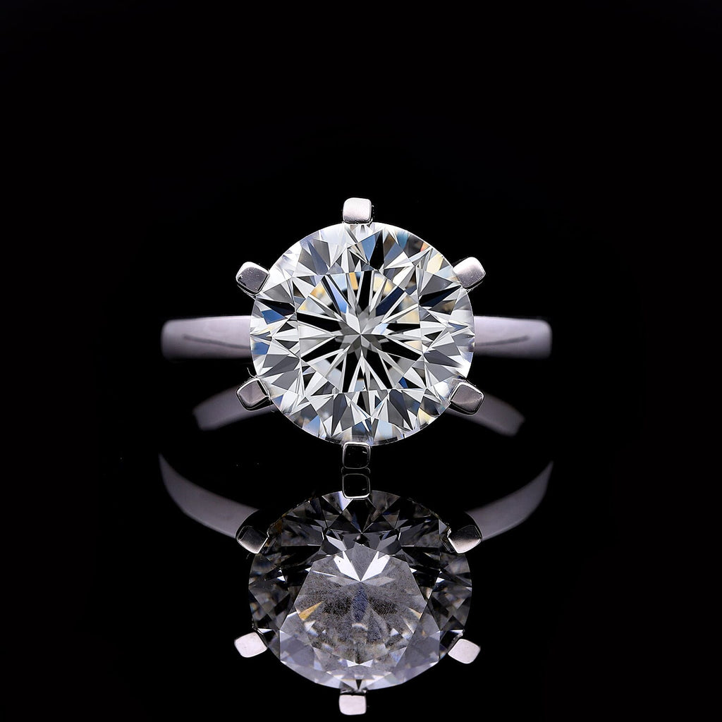 Luxuriant 950 Platinum SI Lab Grown Diamond SI Solitaire Ring, Platinum Wt.6.2 Gms  5.000  Ct.