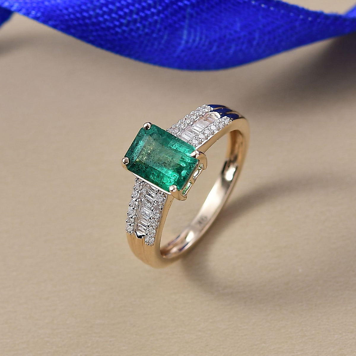 9K Yellow Gold AAA Premium Gemfields Emerald &amp; Natural White Diamond Ring 1.89 Ct. V32602956 2