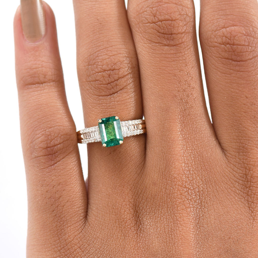 9K Yellow Gold AAA Premium Gemfields Emerald & Natural White Diamond Ring 1.89 Ct._8291107_2