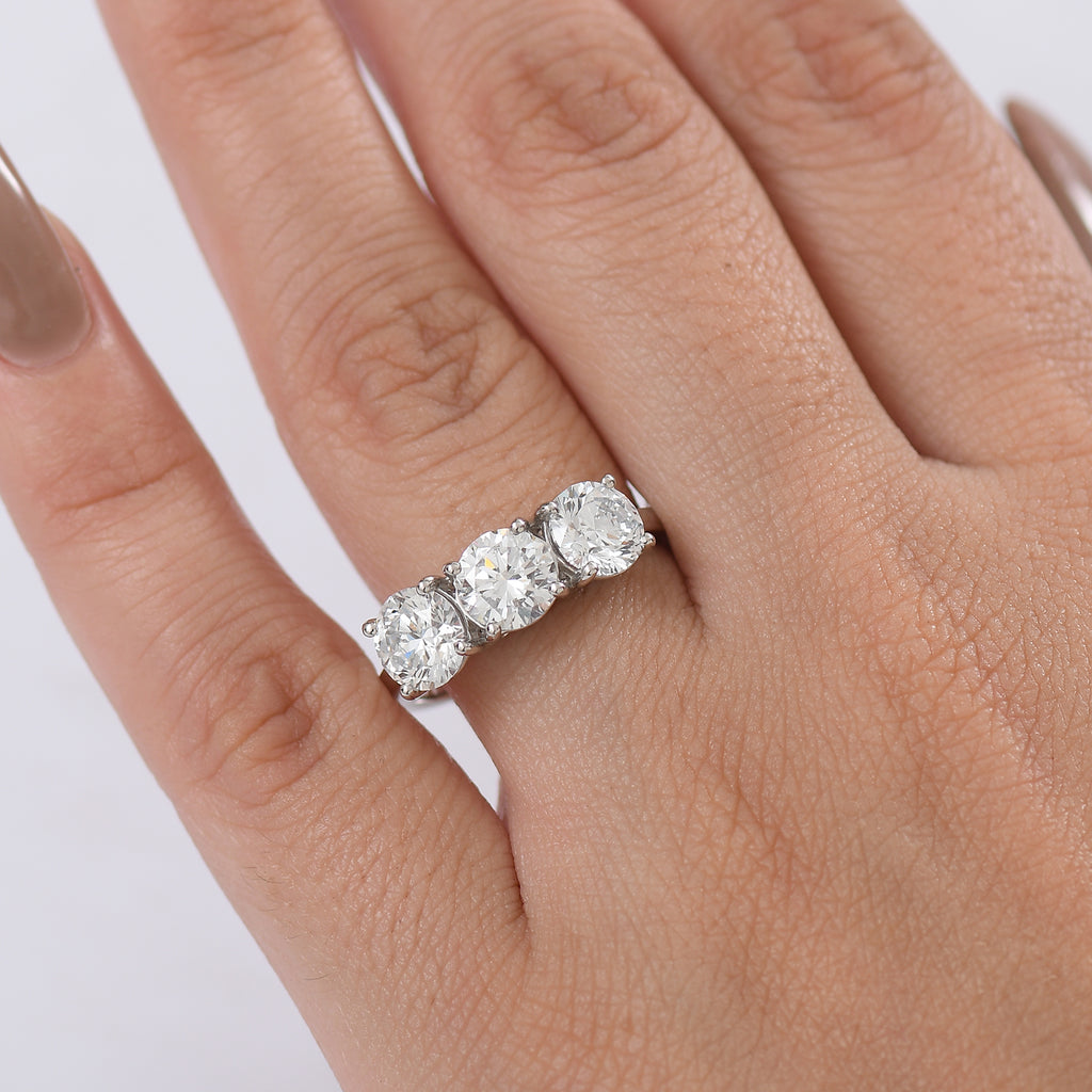 Luxuriant 950 Platinum SGL Certified Lab Grown Diamond (VS/EF) Trilogy Ring 3.10 Ct, Platinum Wt. 5.55 Gms._8297067_2