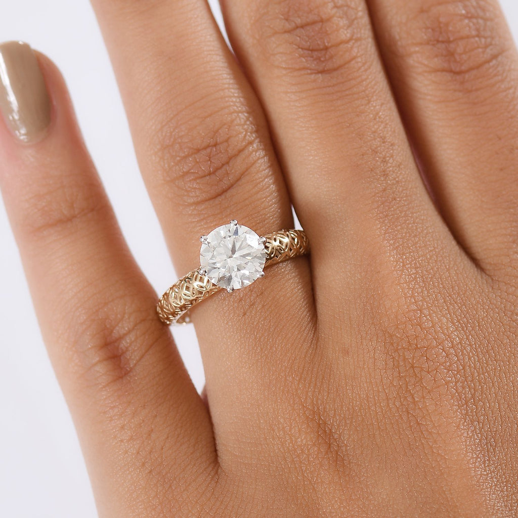 Luxuriant 9K Yellow Gold IGI Certified Lab Grown Diamond (VS/EF) Solitaire Ring 2.04 Ct._8298054_2