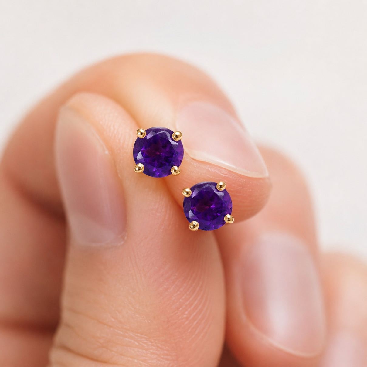 Poke Free Amethyst (5mm) February Birthstone Solitaire Stud Earring in 18K Vermeil Yellow Gold Plated Sterling Silver 8305359 5