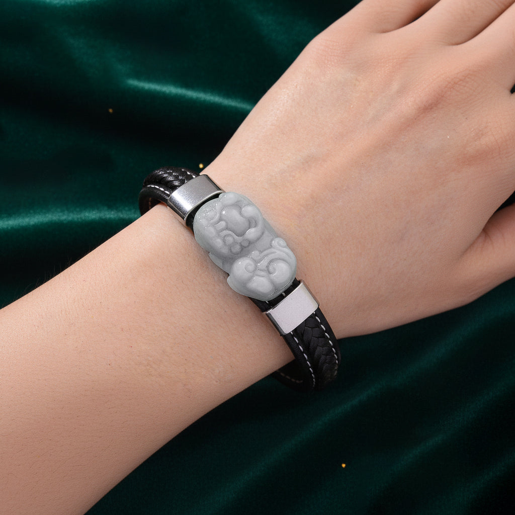 Natural Type A White Jadeite with Pixiu Carving Leather Bracelet (Size 7.5) 125.00 Ct. 8313577 3