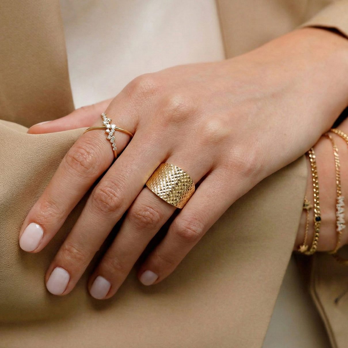 Maestro Collection - 9K Yellow Gold Diamond-Cut Dome Ring 8319356 2