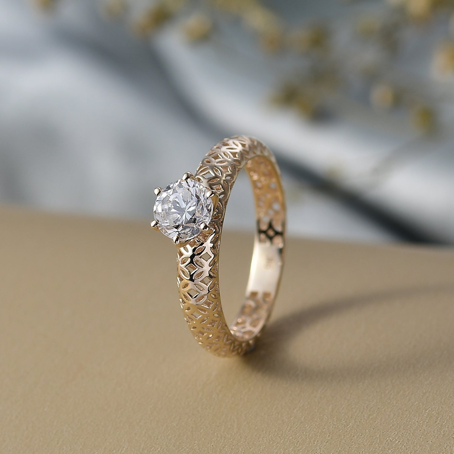 LUXURIANT 1 Ct. VS-EF Lab Grown Diamond Solitaire Ring in 9K Gold, SGL Certified 8321659 2