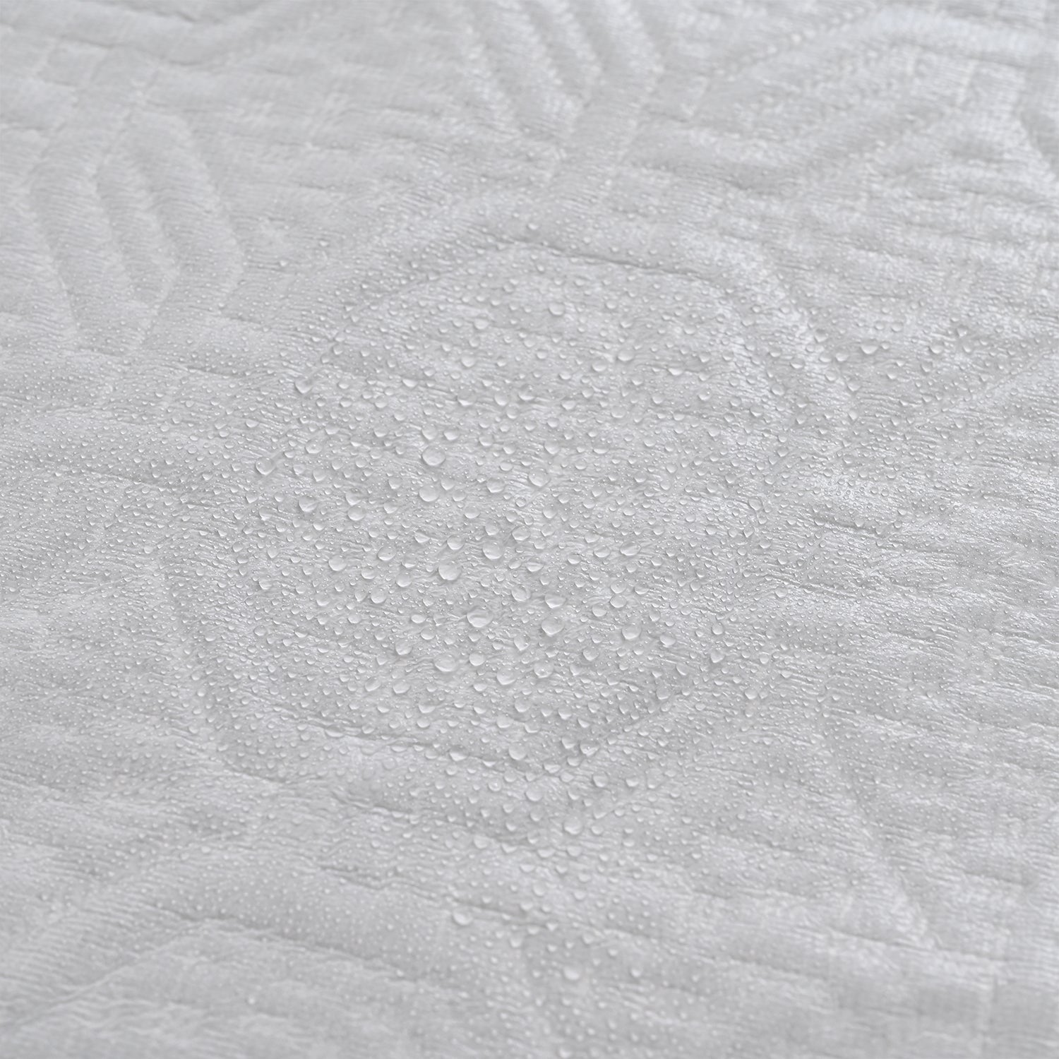 LIVMORE Silver Yarn Infused Jacquard Waterproof Mattress Protector (King, 150 x 200cm) - White V32525049 5