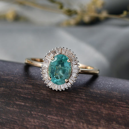 PICK OF THE SHOW - 9K Yellow Gold AAA Gemfields Zambian Emerald &amp; Natural White Diamond Halo Ring 1.32 Ct. V32465633 2