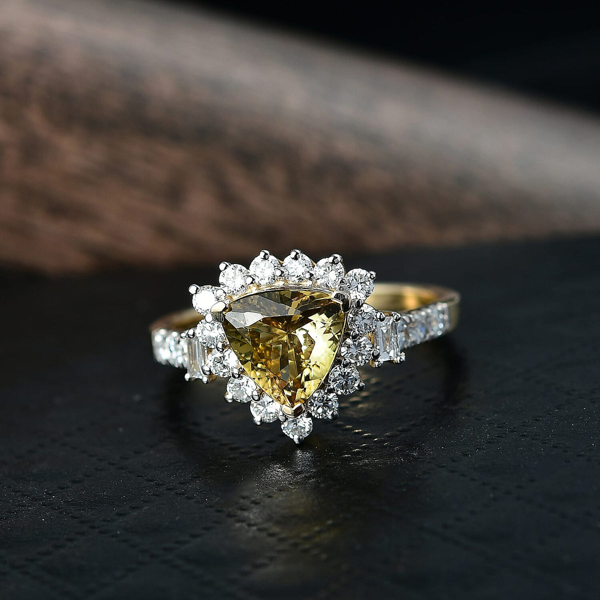Certified and Appraised LUXURIANT AAA Natural Golden Tanzanite, Lab Grown Diamond GH, SI Main Stone With Surrounding Stone Ring in 10K Yellow Gold, Gold Wt.2.69 Gms  2.525  Ct. 8331381 1