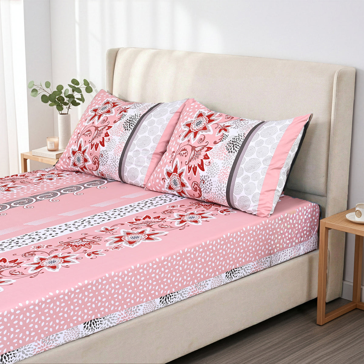 LIVMORE 3-Piece Set - Floral Print Fitted Sheet with Two Matching Pillowcases (Double, 190 x 135cm) - Light Pink V32604238 0